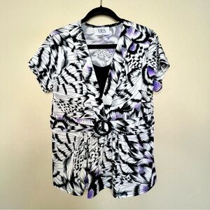 BFA Classics Short Sleeve Stretchy Blouse Top w/ Faux Buckle Detail Size 18P